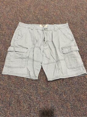 Lot of 3 mens shorts